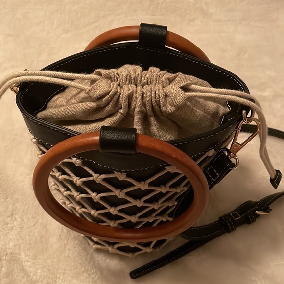 INC International Concepts Fisherman Bucket Bag - Picture 7 of 8